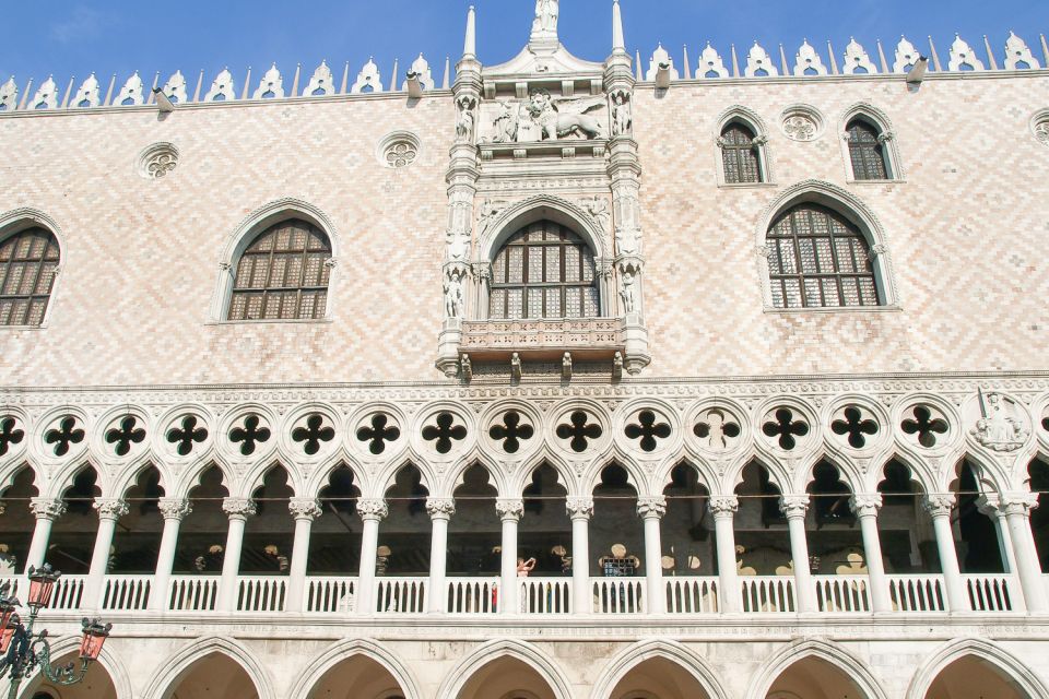 Venice: Doge's Palace Reserved Entry Ticket - First Impressions Inside: Architecture That Guides Your Eyes