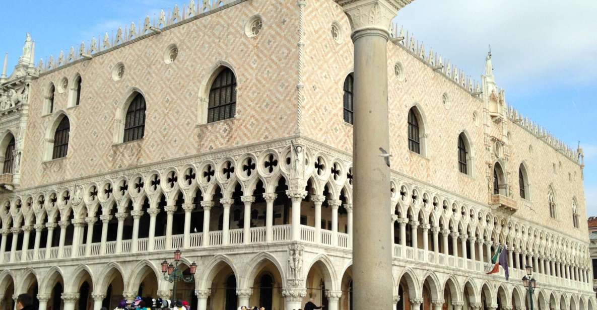 Venice: Doge's Palace & Saint Mark's Small Group Tour - Why St Mark’s Basilica and the Doge’s Palace fit together