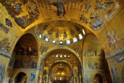 Venice Doge's Palace & St. Mark's Semi-Private Tour, Max 6 People - Piazza San Marco: starting in the postcard zone