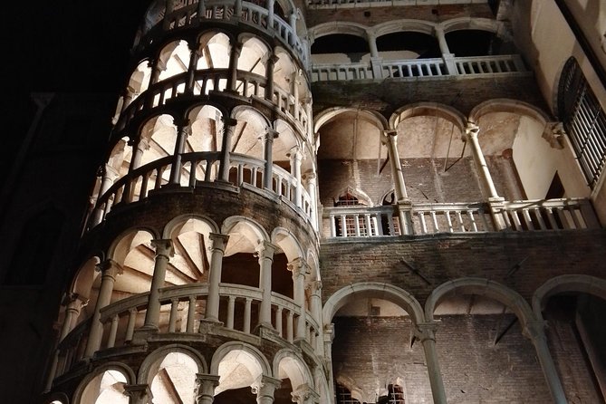 Venice Ghost & Legends Walking City Tour - Meeting TU.RI.VE and Ending Near Rialto: The Route Logic