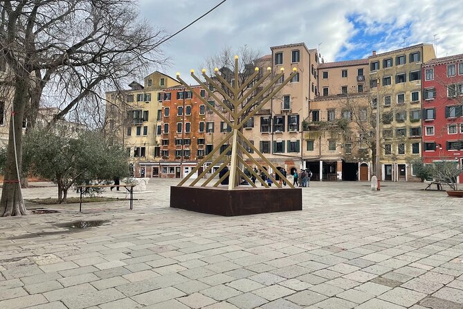 Venice: Jewish Ghetto Walking Tour with Synagogues Visit - Ghetto Vecchio: slow down for artisan shops, galleries, and delis