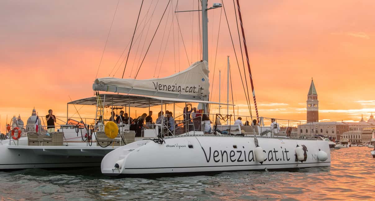 Venice: Lagoon Catamaran Tour with Classical Music & Drinks - Getting Oriented: Finding Riva dei Sette Martiri and Those Red Sails