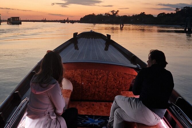 Venice Lagoon Tour with Historic Venetian Boat - Meeting point at Zattere (Fondamenta Zattere) and how to time it