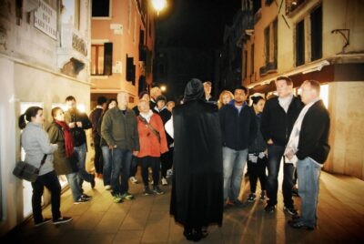 Venice: Legends, Anecdotes and Ghost Stories Walking Tour - Campo San Bartolomeo start: where the night begins