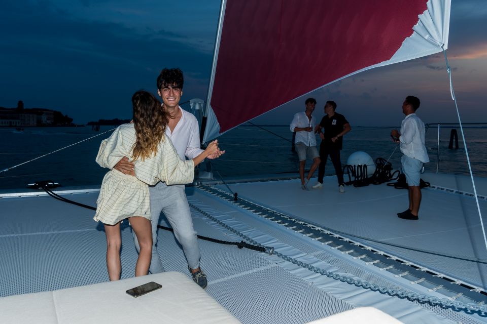 Venice: Night Catamaran Cruise of the Lagoon - The Bar Service: One Free Drink, Real Choice