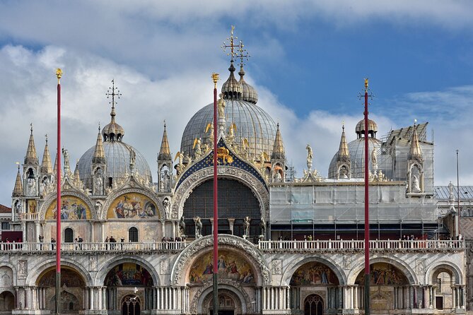 Venice Private Gondola Ride: Explore Hidden Canals and Sights - Key things I’d bet on