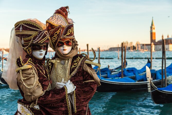 Venice Private Gondola Ride: Explore Hidden Canals and Sights - Why This Private Gondola Route Feels Different