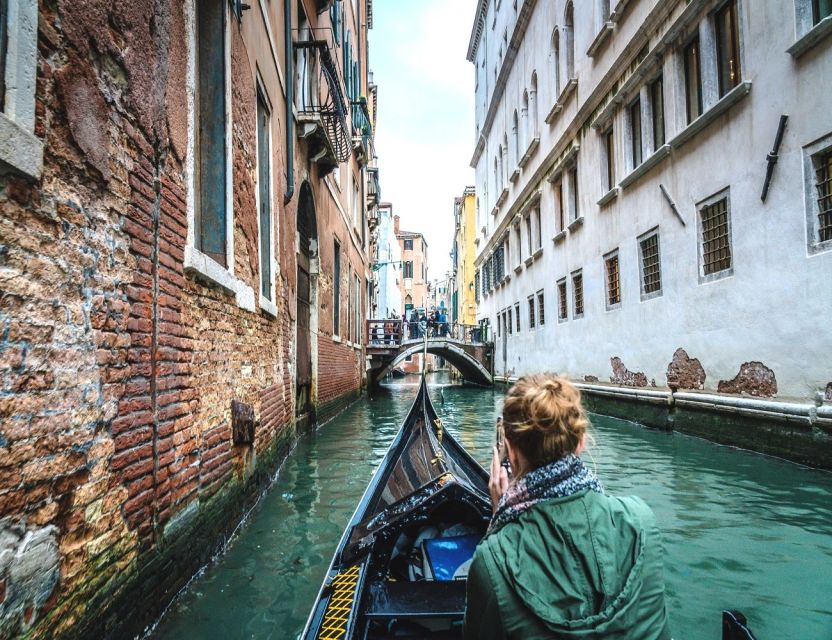 Venice: Shared Gondola Ride - What You’ll See: Bridges, Baroque Architecture, and Venice’s Stage
