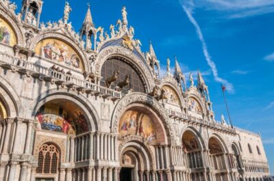 Venice: St. Mark's Basilica Tour with Doge's Palace Option - Doge’s Palace Upgrade and the Bridge of Sighs: Power to Prison