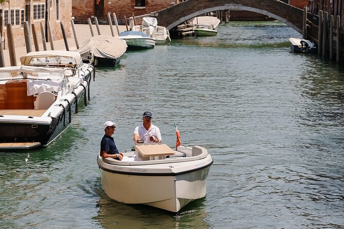 Venice: The Hidden Canals on an Electric Boat - Electric boat calm: what you feel on Venice’s smaller waterways