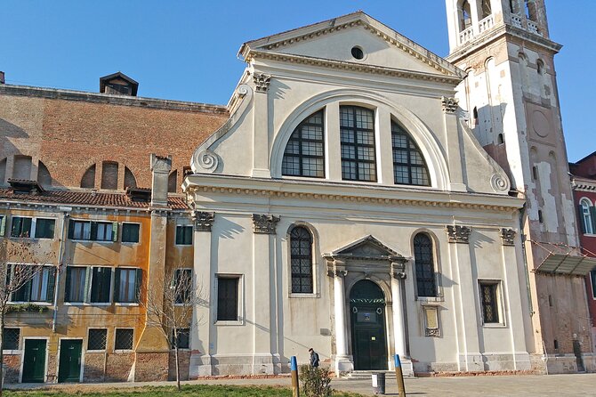 Venice Top attractions Walking Tour along the Canals - Stop 1: Basilica Dei Santi Giovanni e Paolo and its 55-meter dome