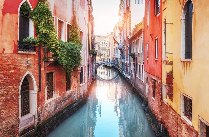 Venice Walking Tour and Gondola Ride - St Mark’s to Back Alleys: What This Walk Is Really About