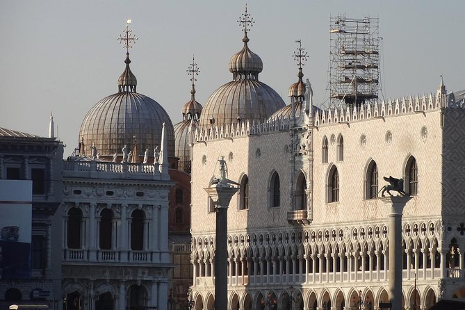 Venice Walking Tour plus Skip the Lines Doge's Palace and St Mark's Basilica Tours - What to pack and how to avoid common headaches