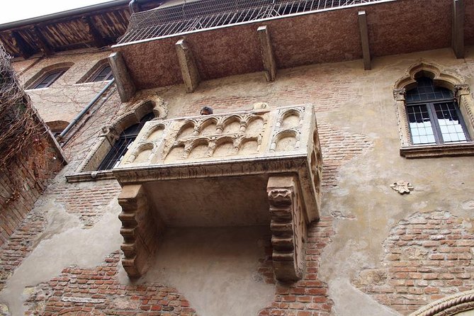 Verona City Sightseeing Walking Tour of Must-See Sites with Local Guide - English, pacing, and how to get the most out of the walk